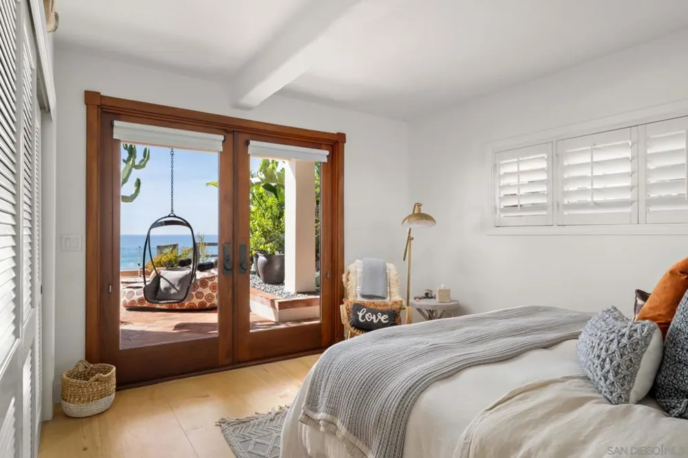 1370 Neptune Encinitas, CA 92024