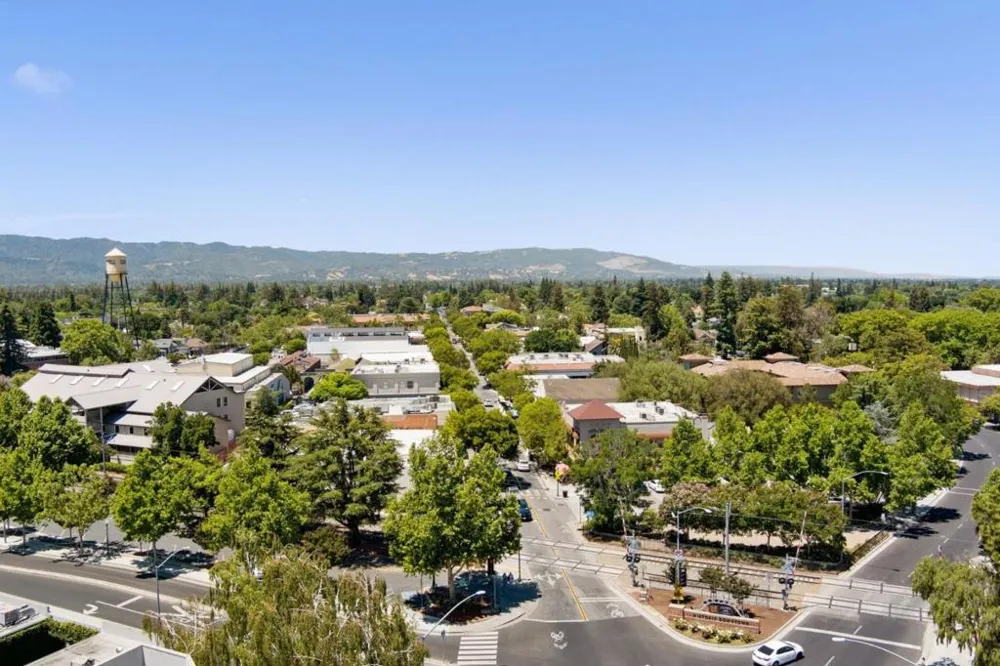 101 Sunnyside Court Campbell, CA 95008