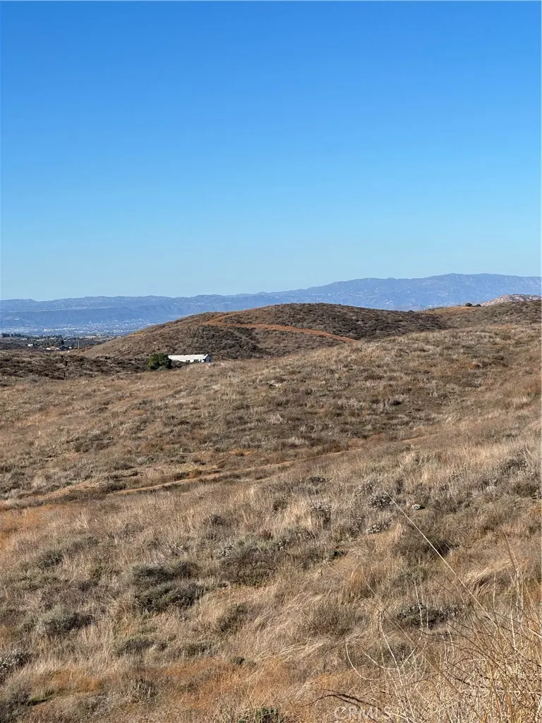 12 Alexander Drive Hemet, CA 92544