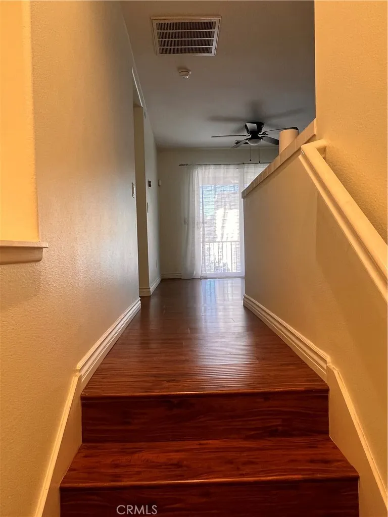 28382 Mirabelle Saugus, CA 91350