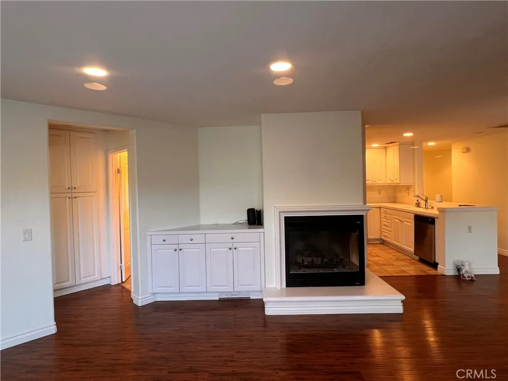 28382 Mirabelle Saugus, CA 91350