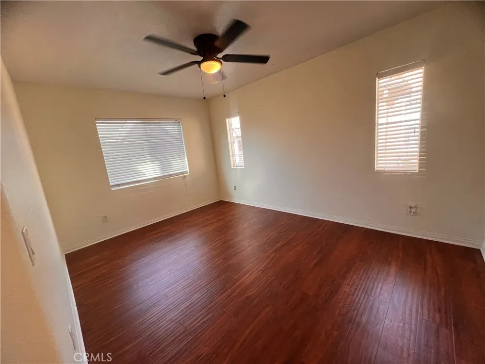 28382 Mirabelle Saugus, CA 91350