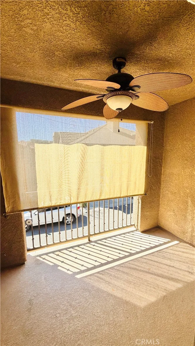 28382 Mirabelle Saugus, CA 91350