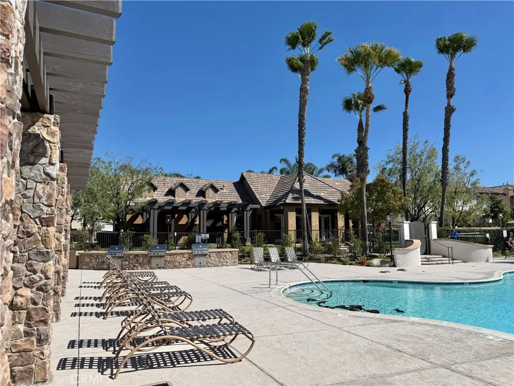28382 Mirabelle Saugus, CA 91350