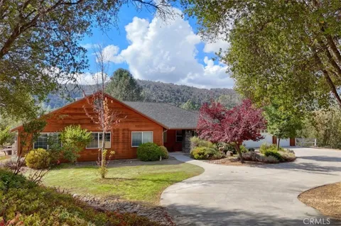 38788 Goldenrod Lane