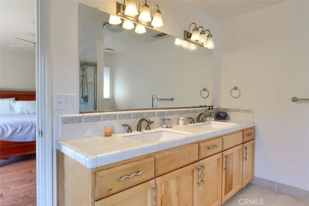 38788 Goldenrod Lane Oakhurst, CA 93644