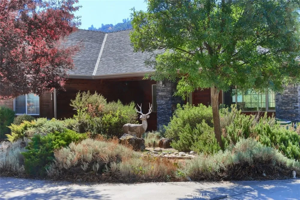38788 Goldenrod Lane Oakhurst, CA 93644