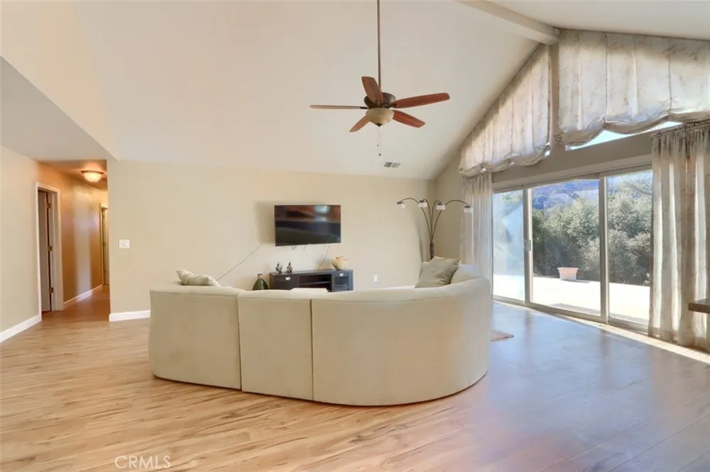 38788 Goldenrod Lane Oakhurst, CA 93644
