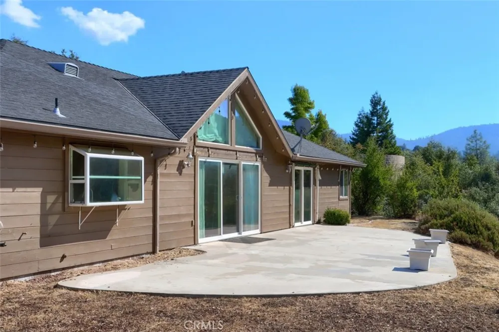 38788 Goldenrod Lane Oakhurst, CA 93644