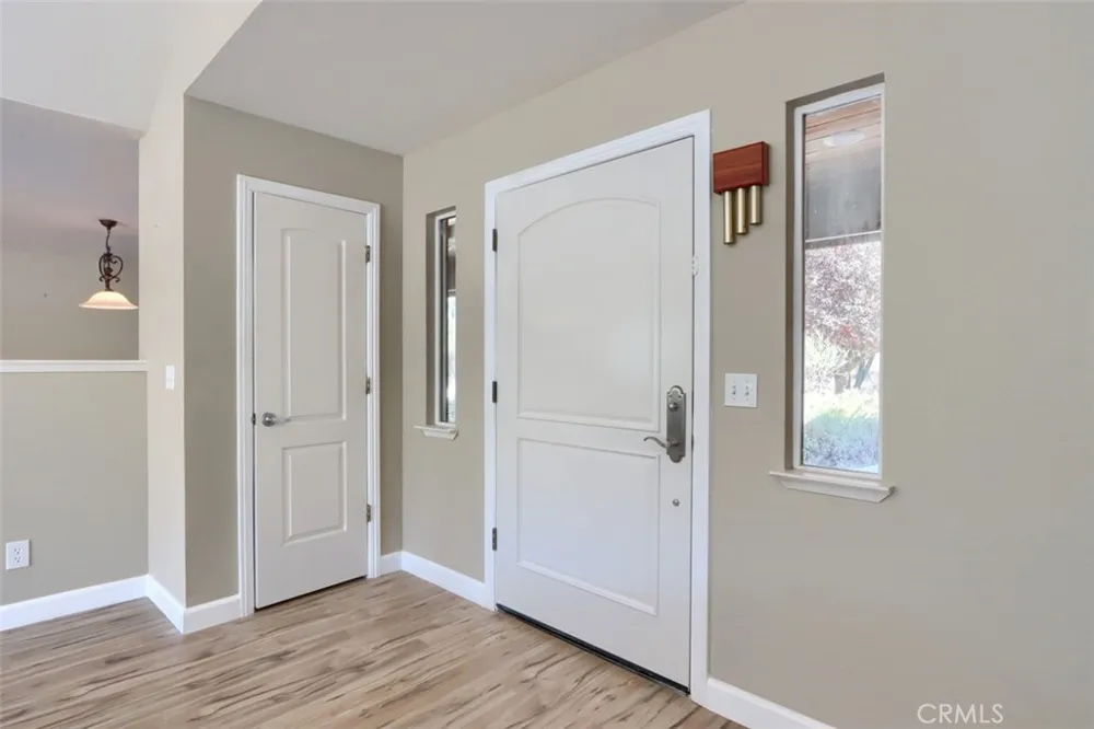 38788 Goldenrod Lane Oakhurst, CA 93644