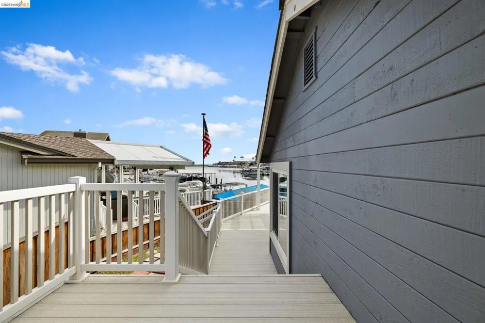 1147 Willow Lake Rd Discovery Bay, CA 94505