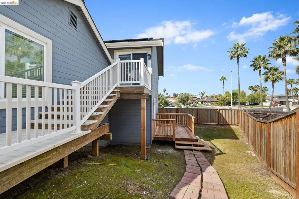 1147 Willow Lake Rd Discovery Bay, CA 94505