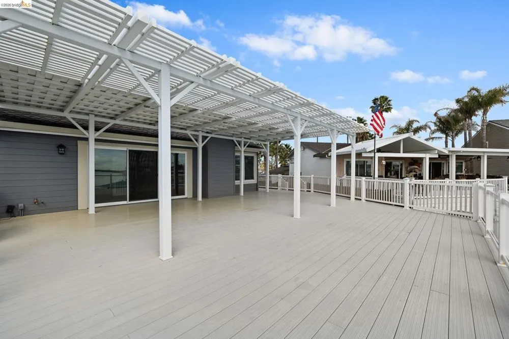 1147 Willow Lake Rd Discovery Bay, CA 94505