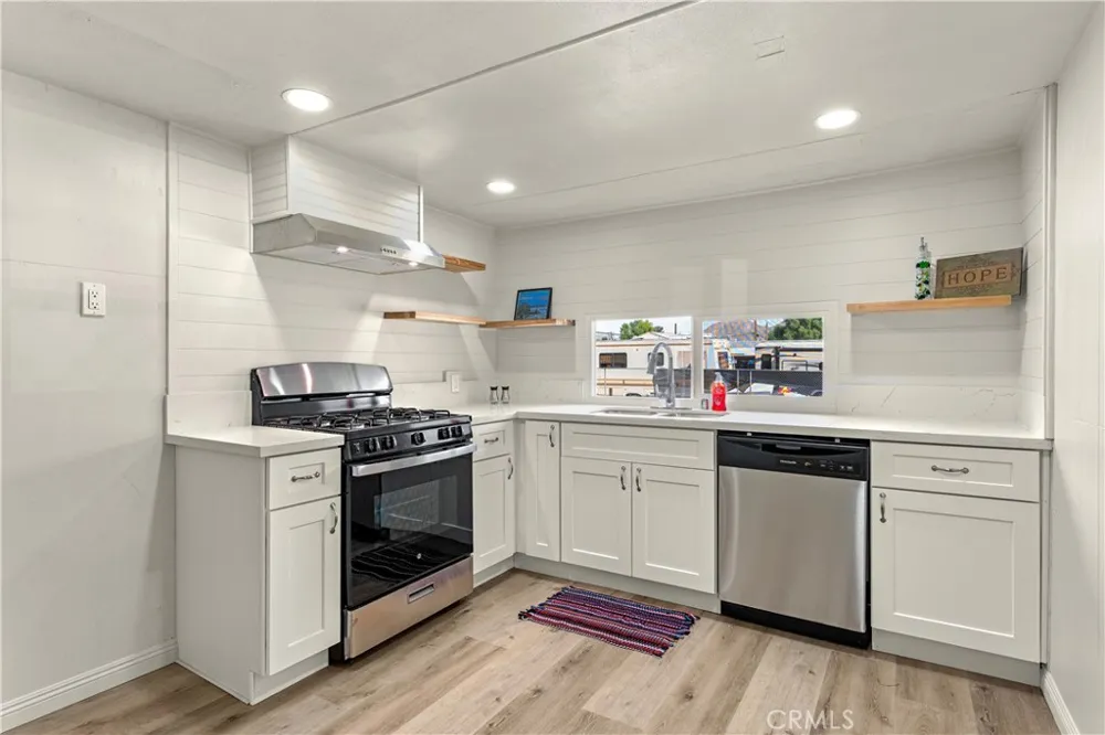 52066 Date Cabazon, CA 92230