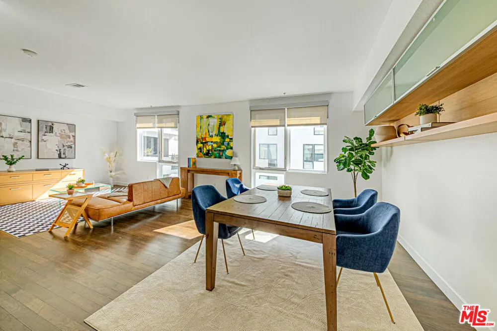 1234 Wilshire Boulevard #321 Los Angeles, CA 90017