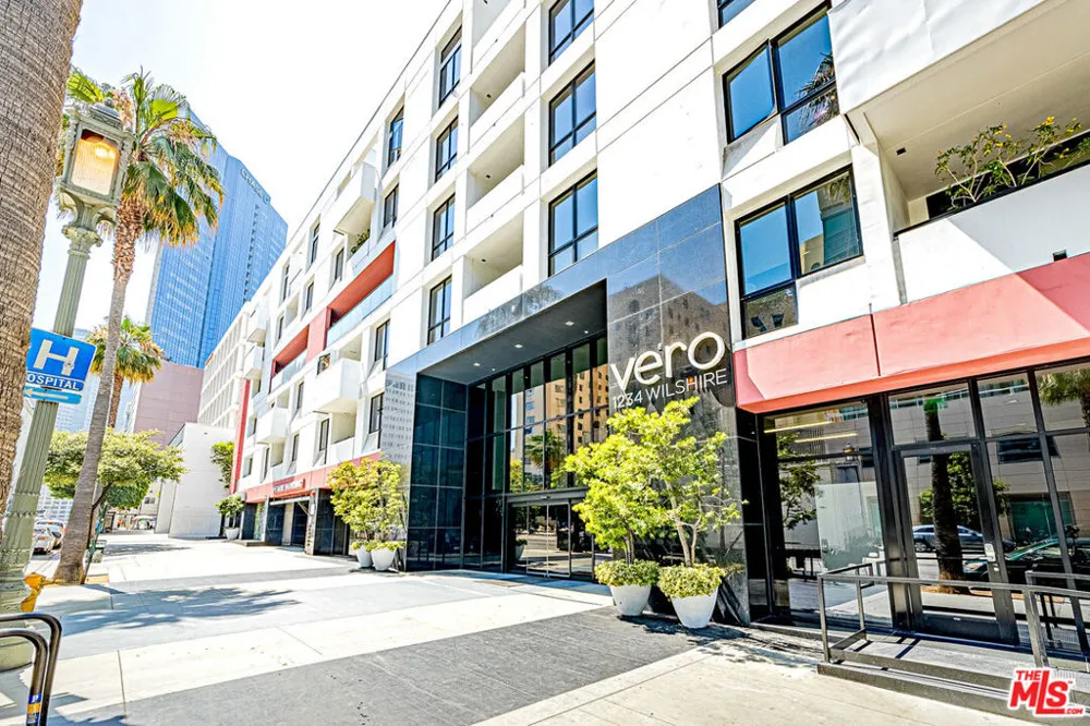 1234 Wilshire Boulevard #321 Los Angeles, CA 90017