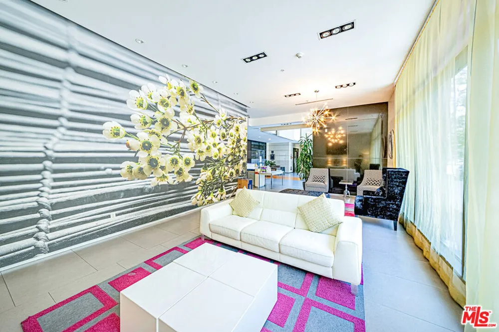 1234 Wilshire Boulevard #321 Los Angeles, CA 90017