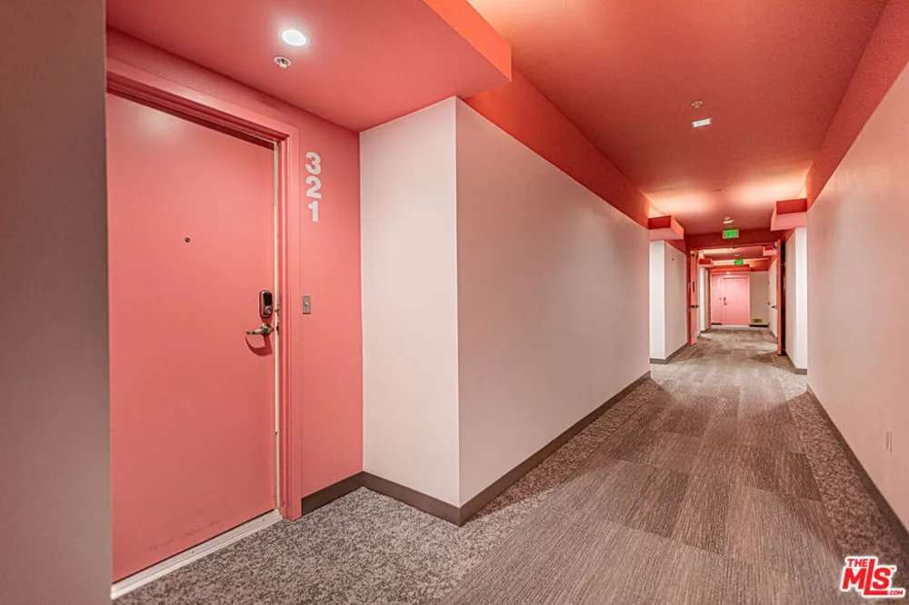 1234 Wilshire Boulevard #321 Los Angeles, CA 90017