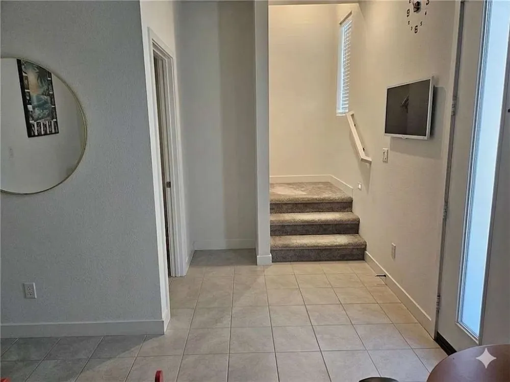 11737 Florence Avenue #6 Santa Fe Springs, CA 90670