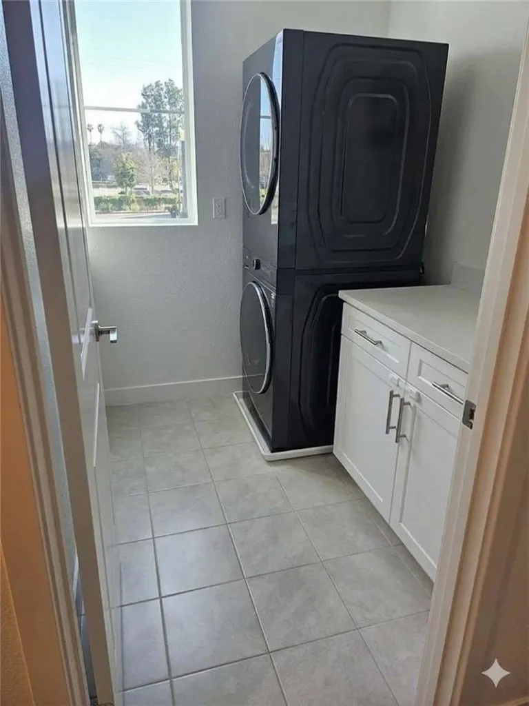 11737 Florence Avenue #6 Santa Fe Springs, CA 90670