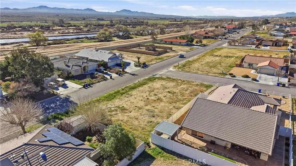 14802 Shenandoah Helendale, CA 92342