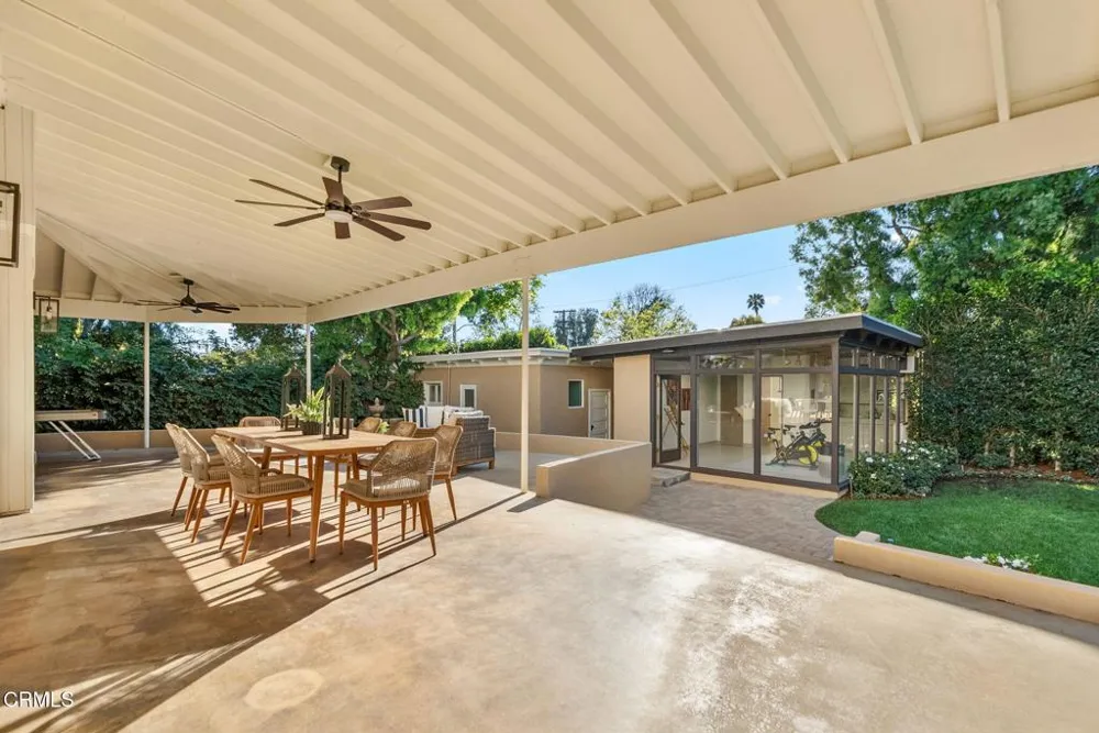 203 Oaklawn Avenue South Pasadena, CA 91030