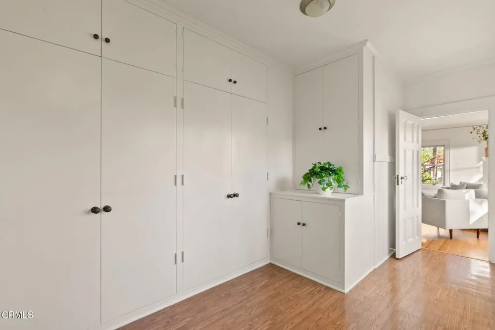 203 Oaklawn Avenue South Pasadena, CA 91030