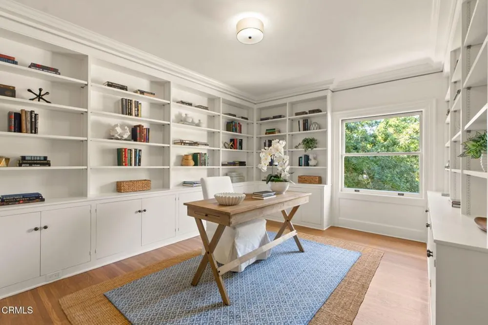 203 Oaklawn Avenue South Pasadena, CA 91030