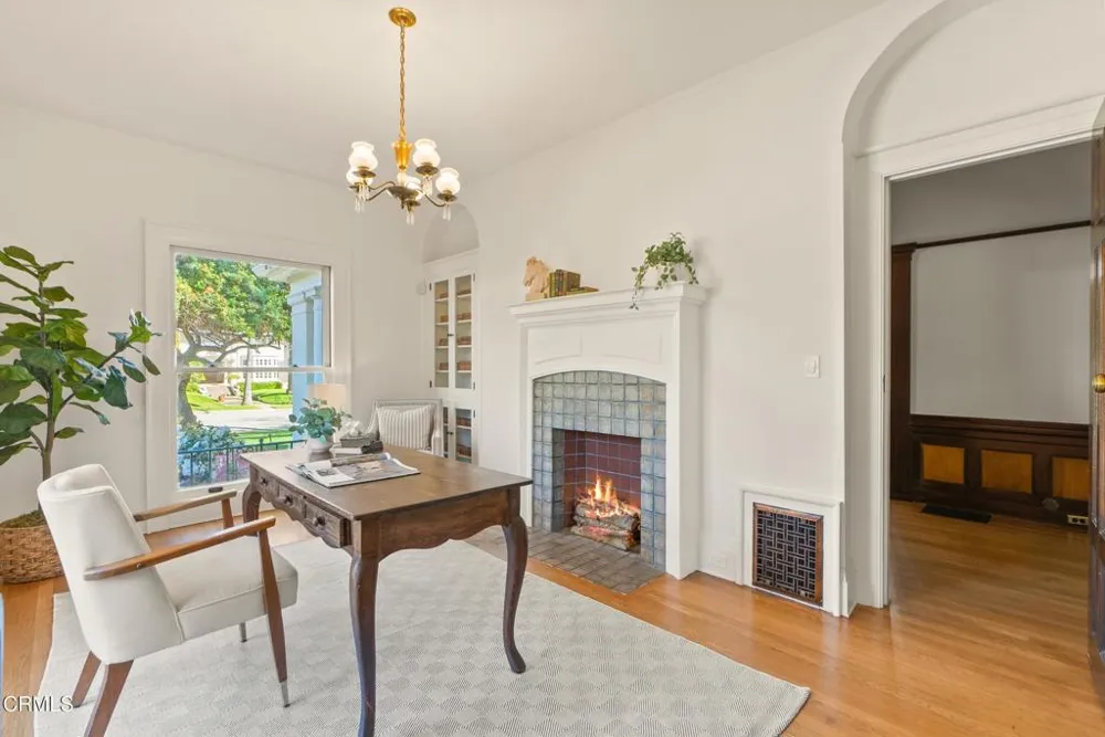 203 Oaklawn Avenue South Pasadena, CA 91030
