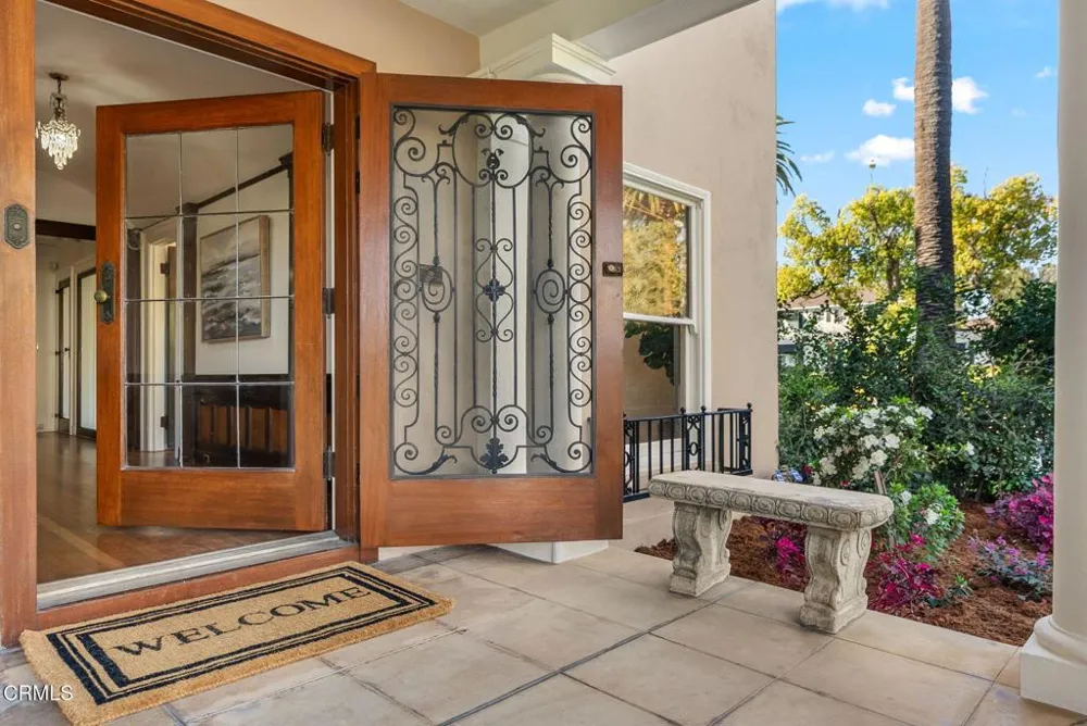 203 Oaklawn Avenue South Pasadena, CA 91030