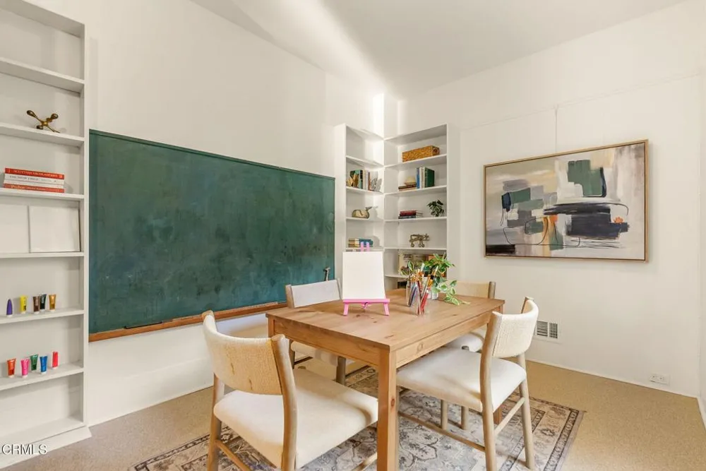 203 Oaklawn Avenue South Pasadena, CA 91030