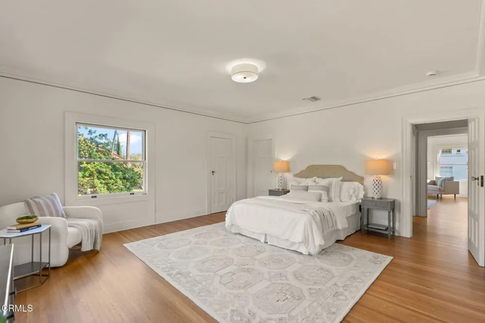 203 Oaklawn Avenue South Pasadena, CA 91030