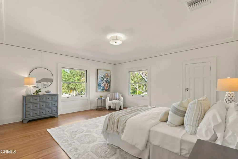 203 Oaklawn Avenue South Pasadena, CA 91030