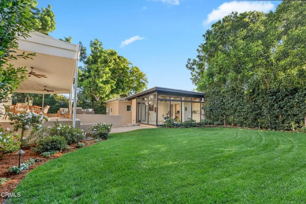 203 Oaklawn Avenue South Pasadena, CA 91030