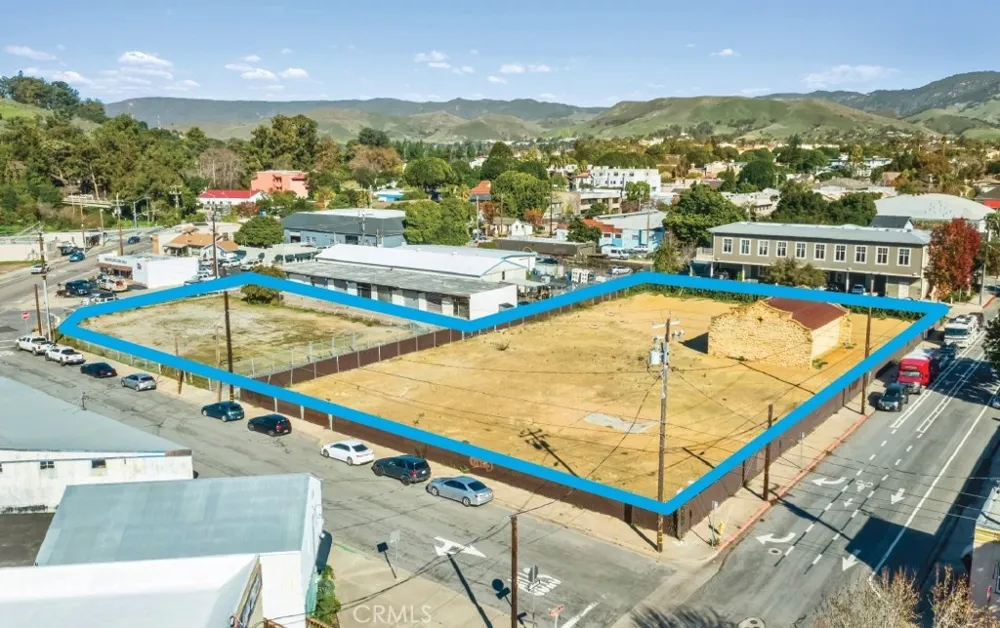 1390 Walker San Luis Obispo, CA 93401