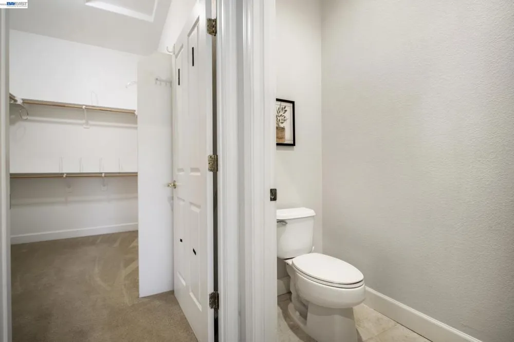 8 Rock Ridge Ct Copperopolis, CA 95228