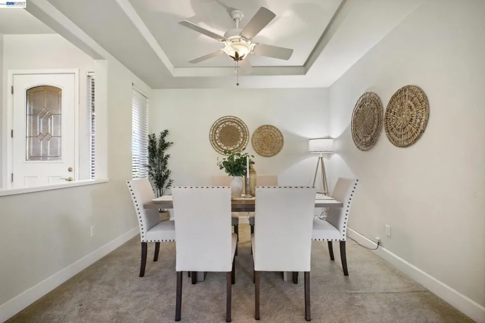 8 Rock Ridge Ct Copperopolis, CA 95228