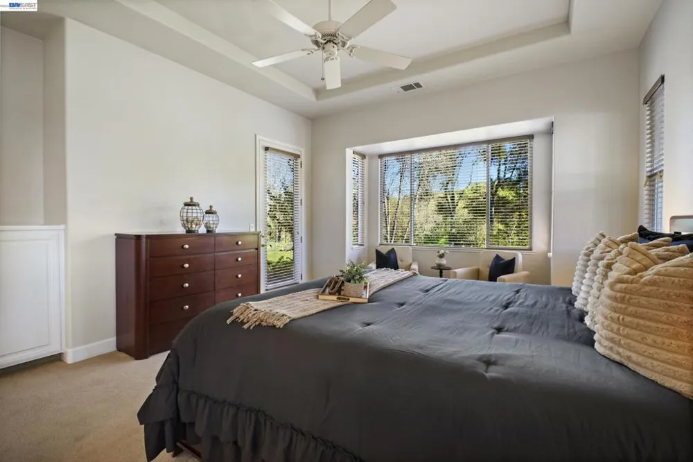 8 Rock Ridge Ct Copperopolis, CA 95228