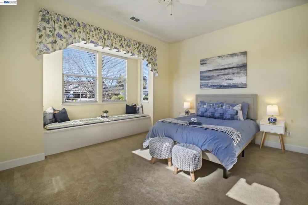 8 Rock Ridge Ct Copperopolis, CA 95228