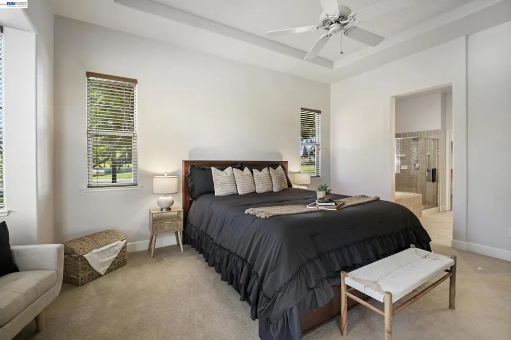 8 Rock Ridge Ct Copperopolis, CA 95228