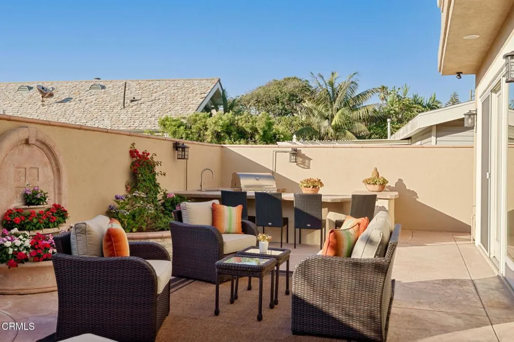 1257 Devon Lane Ventura, CA 93001