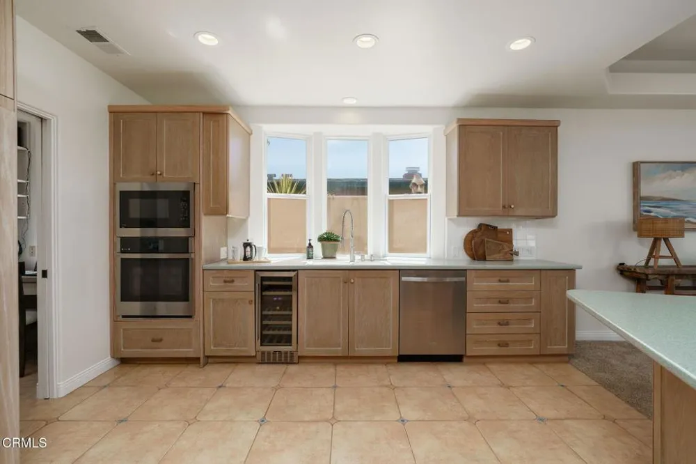 1257 Devon Lane Ventura, CA 93001