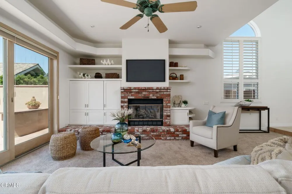 1257 Devon Lane Ventura, CA 93001