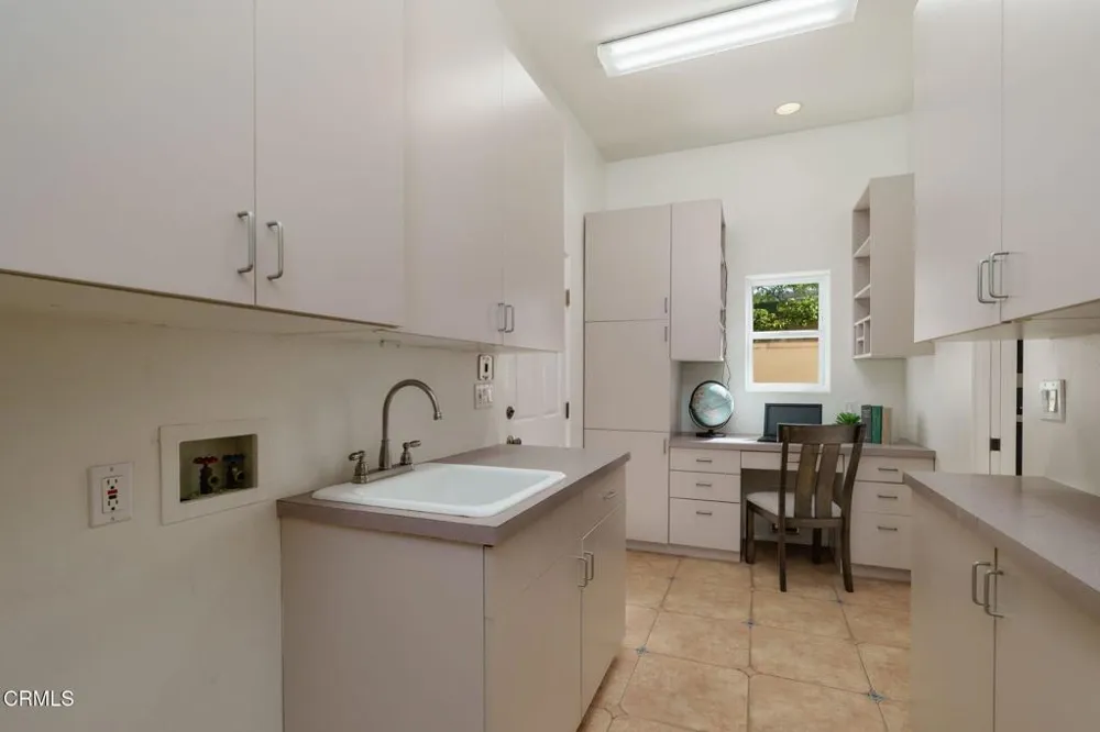 1257 Devon Lane Ventura, CA 93001