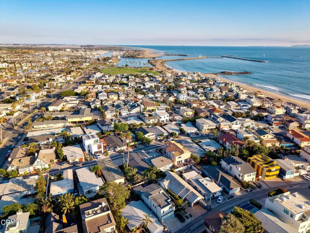 1257 Devon Lane Ventura, CA 93001
