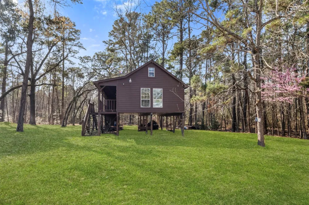 243 Silver Hickory Drive Coldspring, TX 77331