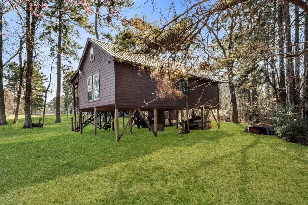 243 Silver Hickory Drive Coldspring, TX 77331