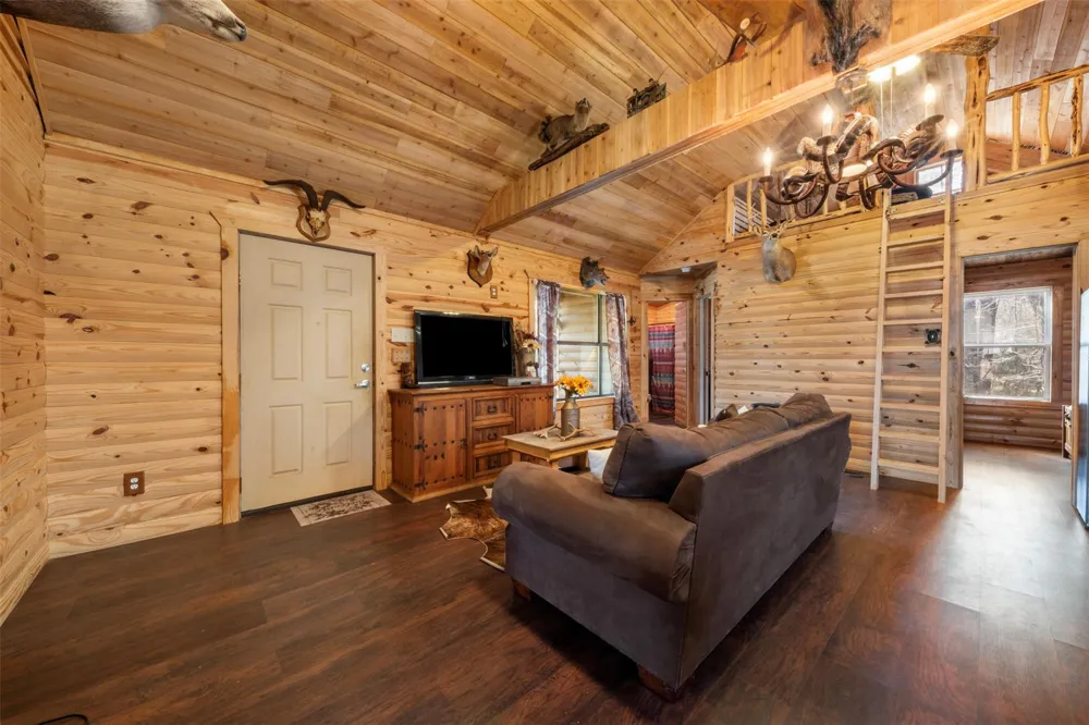 243 Silver Hickory Drive Coldspring, TX 77331