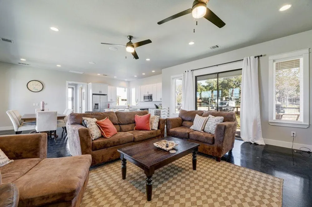 1506 Hill Top A, E Drive Granite Shoals, TX 78654