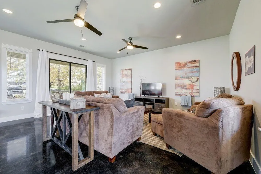 1506 Hill Top A, E Drive Granite Shoals, TX 78654